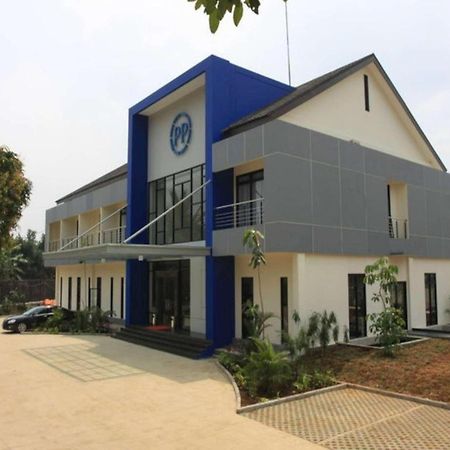 Pp University Cisarua Buitenkant foto
