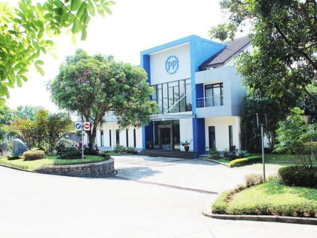 Pp University Cisarua Buitenkant foto
